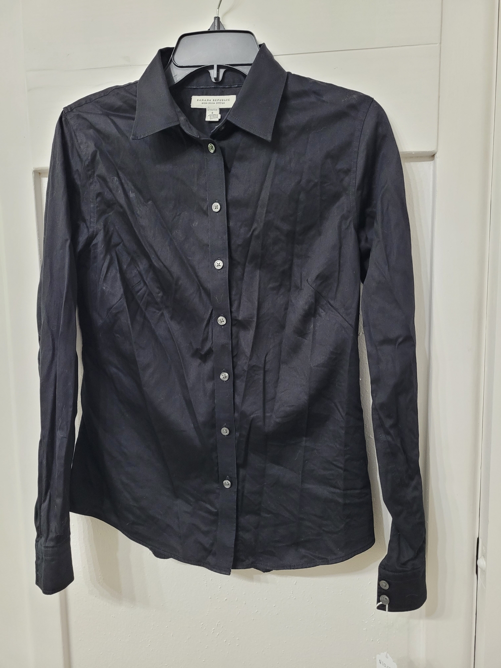 Banana Republic Polished Cotton Black Long-Sleeve Button Shirt